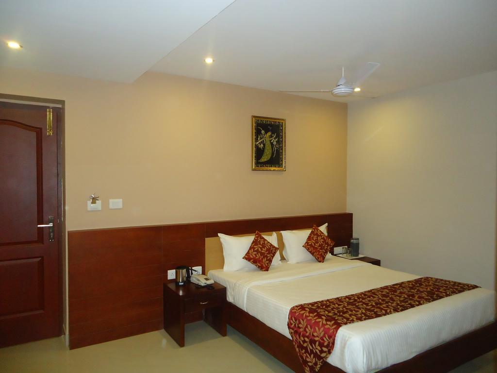 Pleasant Inn Pondicherry Exterior foto