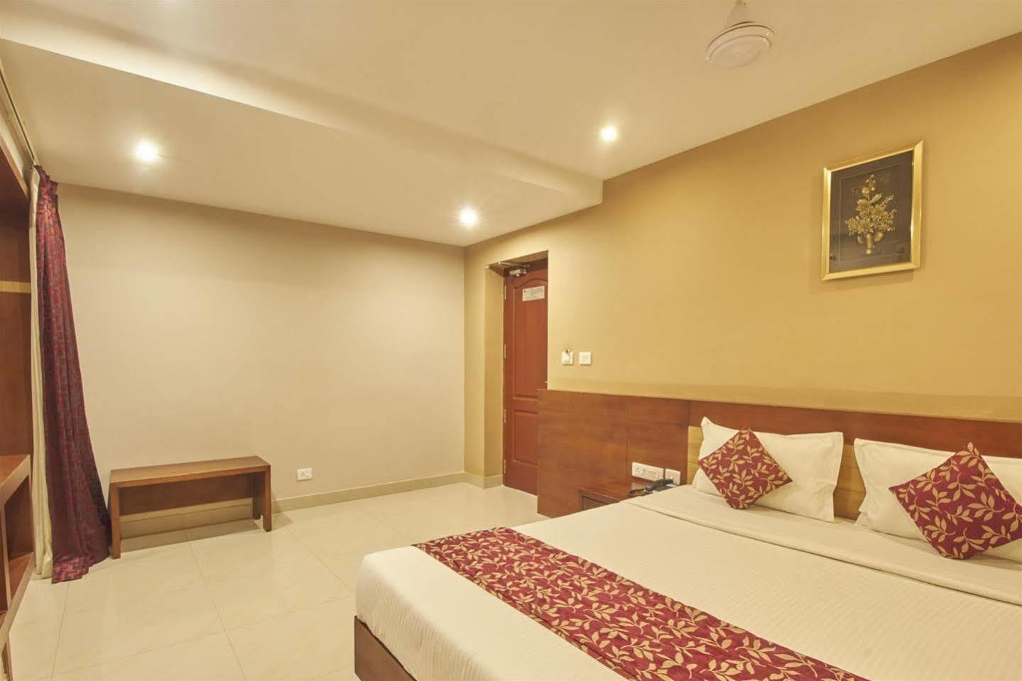 Pleasant Inn Pondicherry Exterior foto