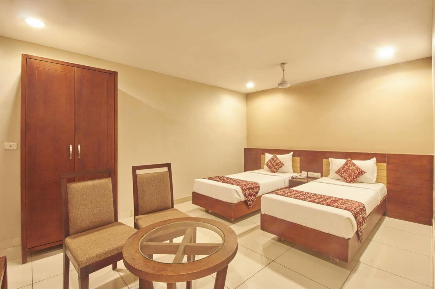 Pleasant Inn Pondicherry Exterior foto